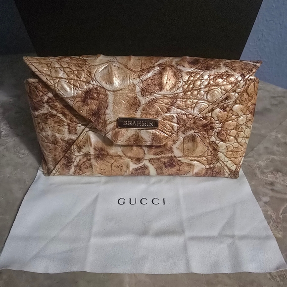 Brahmin Melbourne Camel Safari Giraffe Leather Eyeglasses Case w/ Gucci Cloth - Picture 1 of 9